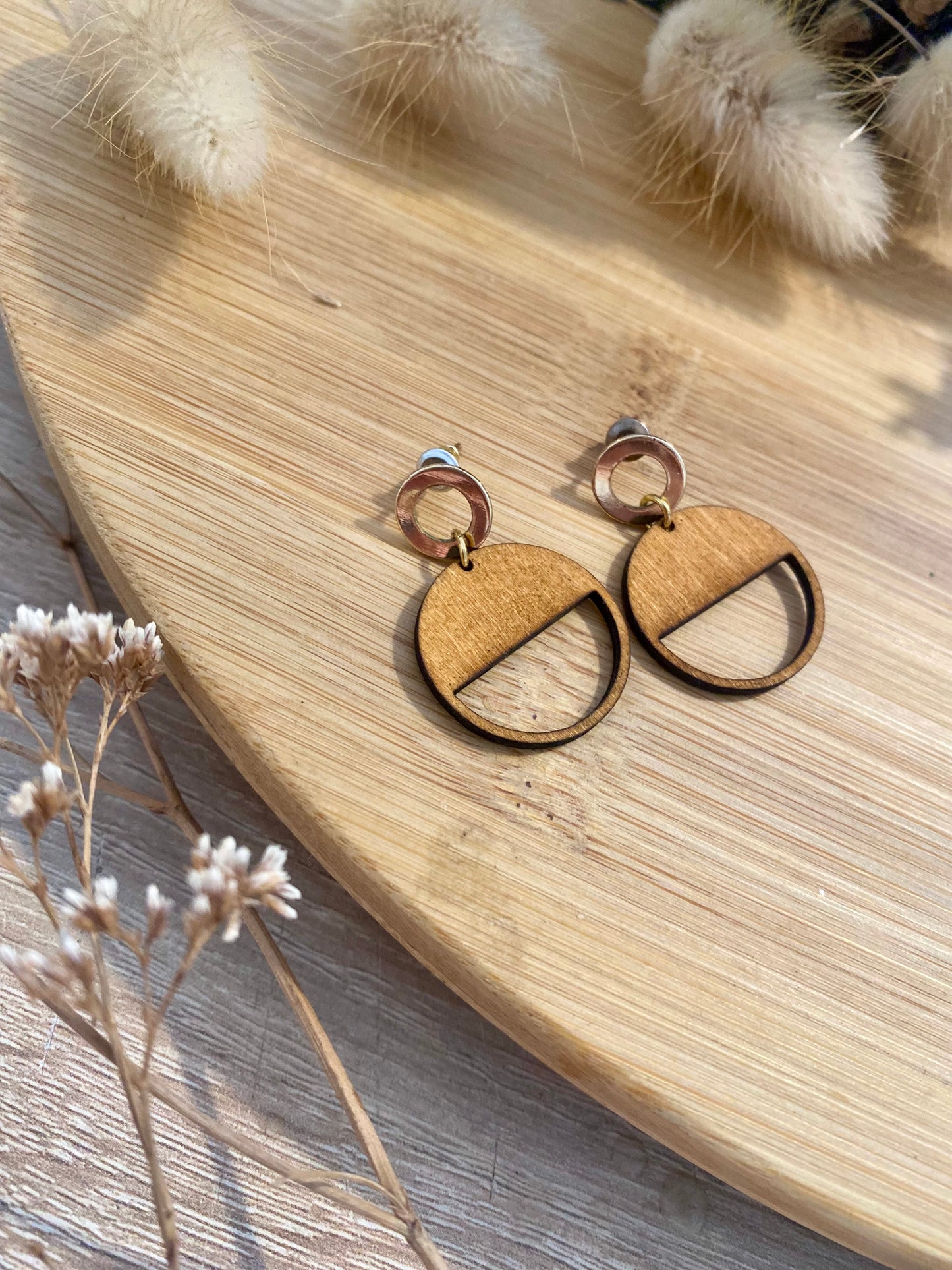 Boucles d'oreilles - bois rond et or